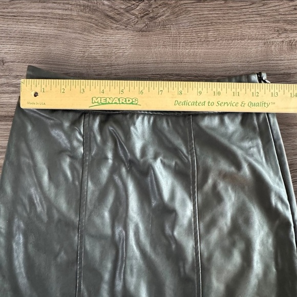 Garage Leather Skirt Size XS - Picture 7 of 8